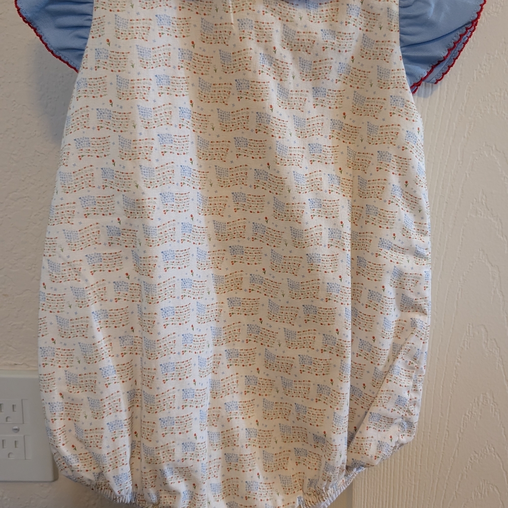Dondolo Flag Girl Bubble, NWT, 24 Months